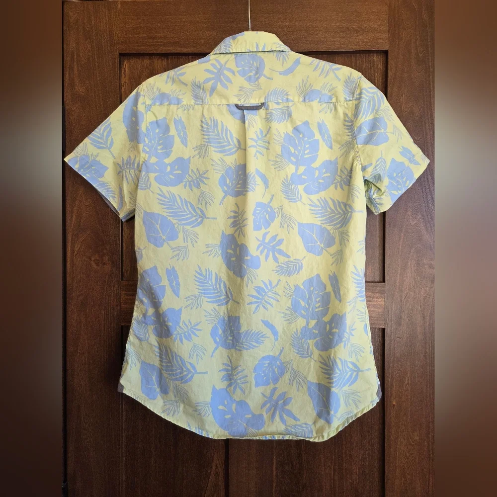 Free Planet Hawaiian Light Green and Blue Leaf Print Shirt - Picture 3 of 6